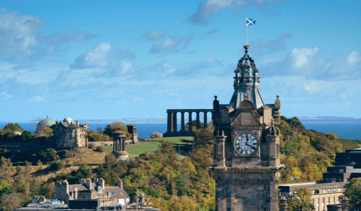 Vista panorámica de la ciudad de Edimburgo