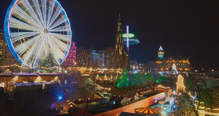 Vistas de Edimburgo en Navidad