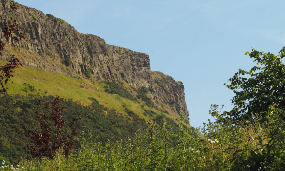 Arthur's seat en el parque de Holyrood en Edimburgo