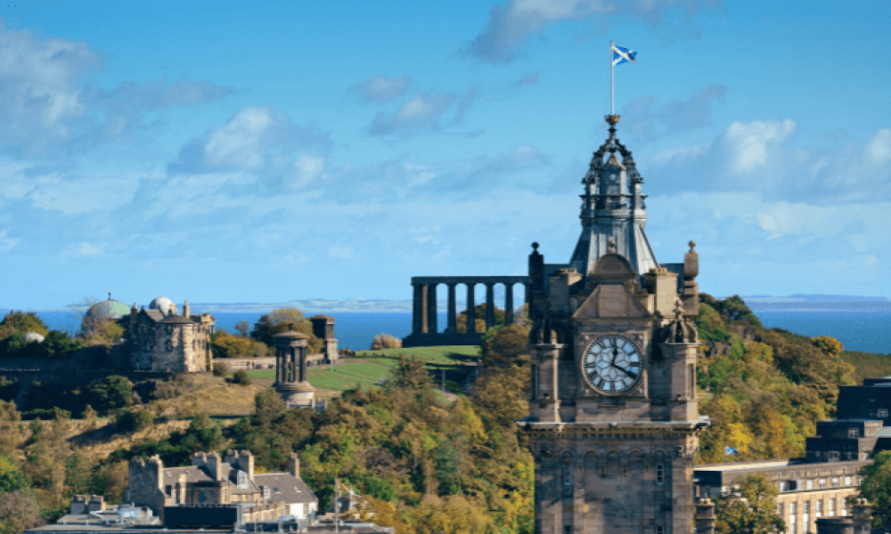 Vista panorámica de la ciudad de Edimburgo